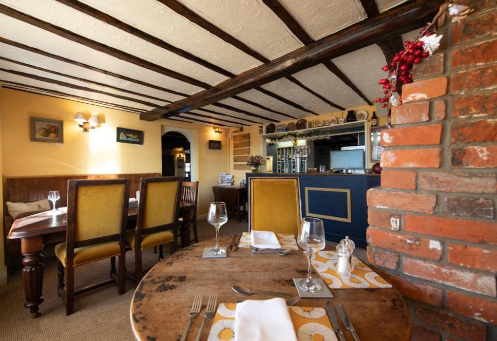 The Pheasant Public House & Hotel Gestingthorpe Eksteriør bilde